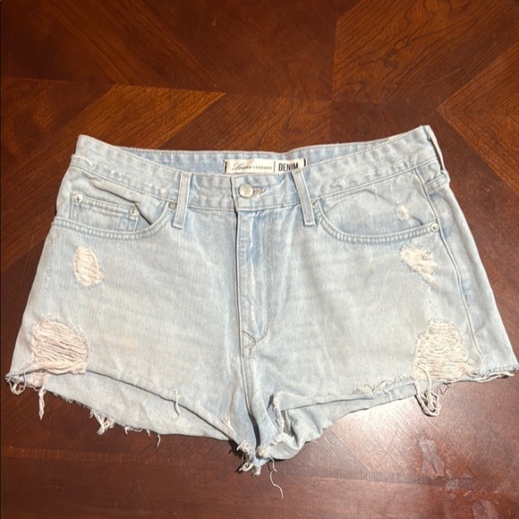 Lovers + Friends Jack High-Waisted Jean Shorts cut off fray destroyed light wash - Picture 3 of 10
